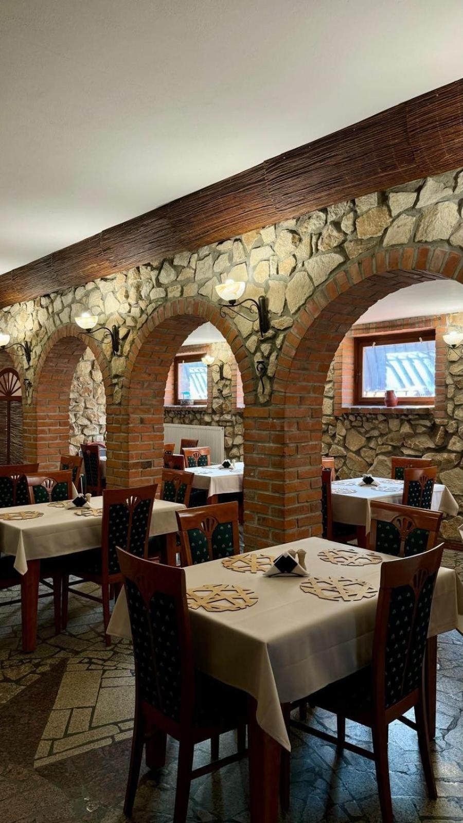 Powidz Lakeside Hotel & Restaurant Exterior foto